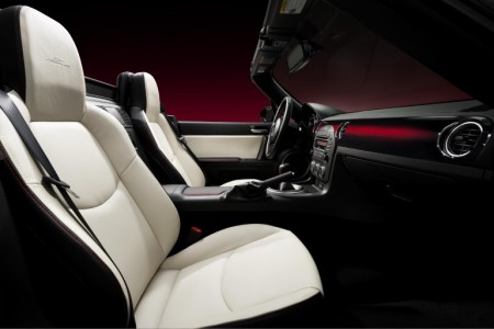 MX-5 Miata 25th Anniversary Edition 